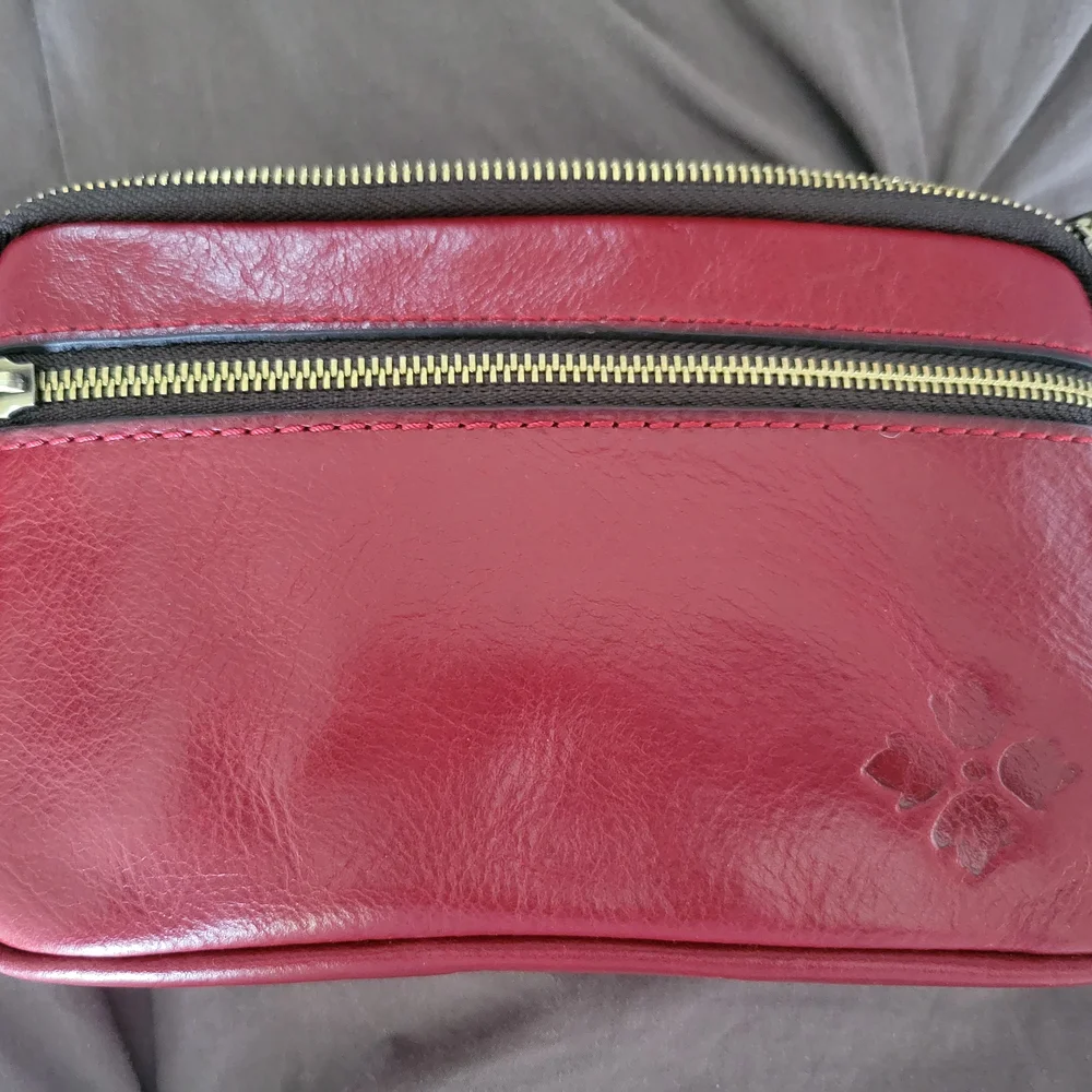 Patricia Nash Red Leather Wristlet Clutch - Picture 5 of 9